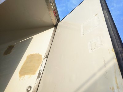 冷藏車的價格有區(qū)別，原來是在材料上動了手腳